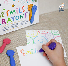 Load image into Gallery viewer, Haku Yoka Smile Crayons (12 pc)