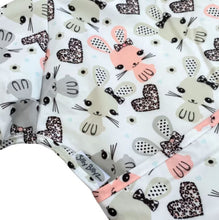Load image into Gallery viewer, Silly Billyz Wipe Clean Long Sleeve Bib - Bunny Love