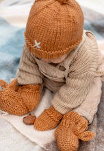 Load image into Gallery viewer, Acorn Cottontail Mittens - Caramel