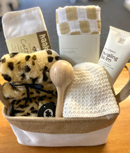 Load image into Gallery viewer, Newborn Baby Care Package (Natural)
