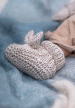 Load image into Gallery viewer, Acorn Cottontail Booties - Oatmeal
