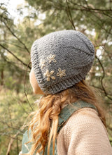 Load image into Gallery viewer, Acorn Flower Bonnet - Grey