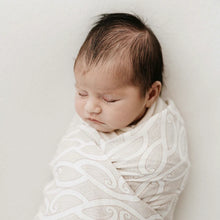 Load image into Gallery viewer, BO & KO Baby Te Pātiki Pēpi Wrap - Mocha