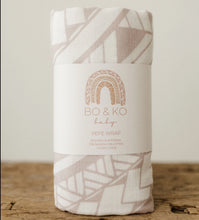 Load image into Gallery viewer, BO & KO Baby Pacific Island Pepe Wrap- Mauve