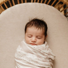 Load image into Gallery viewer, BO & KO Baby Pacific Island Pepe Wrap- Mauve