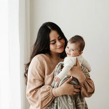 Load image into Gallery viewer, BO & KO Aotearoa Mohimohi Woven Pēpi Blanket - Huruwhenua