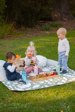 Load image into Gallery viewer, Zazi Messy Mat - Bloom - Large 150cm x 150cm