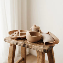 Load image into Gallery viewer, Bo & Ko Essentials Feeding Gift Set 6pc - Tan