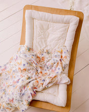 Load image into Gallery viewer, Confetti Kidz Organic Muslin Swaddle - Butterfly Blooms