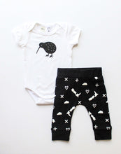Load image into Gallery viewer, From NZ With Love Black & White Kiwi Bodysuit & Pants Set