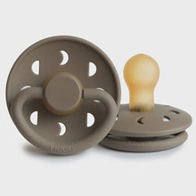 Load image into Gallery viewer, Frigg Latex Pacifier 2 pack - Moon Phase - Portobello