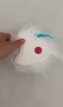 Load and play video in Gallery viewer, Bath Buddies Rocket Bath Bomb Sprudel