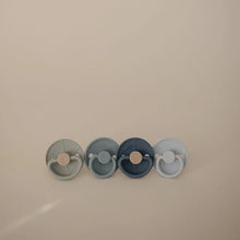 Load image into Gallery viewer, Frigg 4 Pack Edition Latex Pacifiers - Skyline Serenity