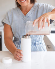 Load image into Gallery viewer, MontiiCo Fusion Smoothie Cup with Stainless Steel Straw 475ml - Fuchsia