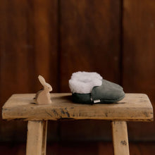 Load image into Gallery viewer, Nature Baby Lambskin Booties - Thyme 1 yr