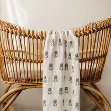 Load image into Gallery viewer, BO & KO Baby Tiki Pēpi Wrap - Green