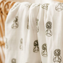 Load image into Gallery viewer, BO & KO Baby Tiki Pēpi Wrap - Green