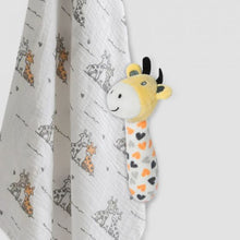 Load image into Gallery viewer, The Little Linen Company Muslin Wrap & Crinkle Toy Set - Giraffe
