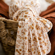 Load image into Gallery viewer, Mod & Tod Stretchy Swaddle - Wildflower