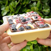 Load image into Gallery viewer, Haakaa Baby Food & Breastmilk Freezer Tray
