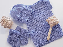 Load image into Gallery viewer, 100% Pure Merino Newborn Beanie - Choose your colour