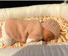 Load image into Gallery viewer, 100% Pure Merino Knitted Vest/Singlet - 0-3 months - Lavender