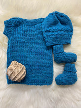 Load image into Gallery viewer, 100% Pure Merino Newborn Beanie - Choose your colour