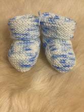 Load image into Gallery viewer, Knitted Booties & Beanies - 0-3 months - Choose your colour