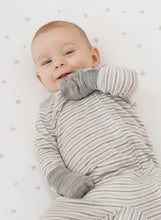 Load image into Gallery viewer, Babu Merino Wool Scratch Mittens