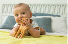 Load image into Gallery viewer, Sophie The Giraffe Fanfan the Fawn