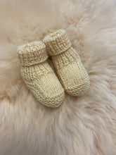 Load image into Gallery viewer, 100% Pure Merino Newborn Booties - Roll Down Top
