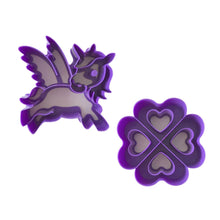 Load image into Gallery viewer, Lunch Punch Sandwich Cutters 2pk - Unicorn