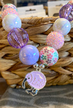 Load image into Gallery viewer, Bubblegum Bella Kiwi Bloom Necklace
