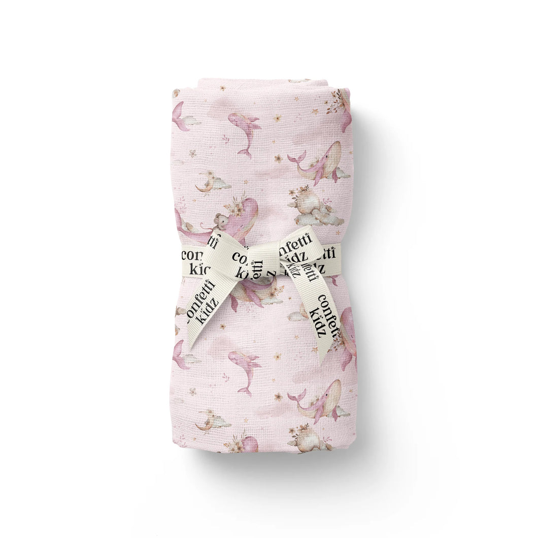 Confetti Kidz Organic Muslin Swaddle - Whimsical Whale