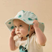 Load image into Gallery viewer, Wilson &amp; Frenchy Organic Crinkle Sun Hat - Apple Papple
