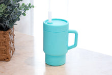 Load image into Gallery viewer, Melii Silicone Tumbler - Blue
