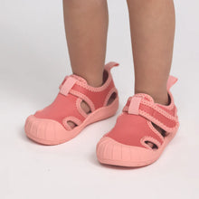 Load image into Gallery viewer, Crywolf Aqua Sandal - Coral
