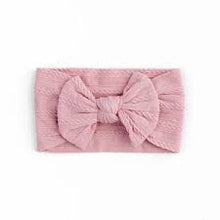 Load image into Gallery viewer, Mod &amp; Tod Cable Bow Headband - Dusty Pink
