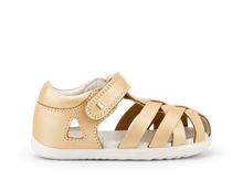 Load image into Gallery viewer, Bobux Step Up Topicana II Sandal - Pale Gold
