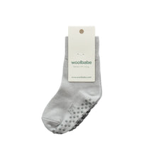 Load image into Gallery viewer, Woolbabe Merino &amp; Organic Cotton Sleepy Socks - Pebble
