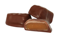 Load image into Gallery viewer, Potter Brothers Chewy Caramel in Milk Chocolate 130g
