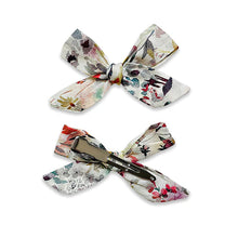 Load image into Gallery viewer, Josie Joan&#39;s Mabel Bow Clip
