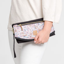 Load image into Gallery viewer, Pretty Brave Roundabout Change Clutch - Floral

