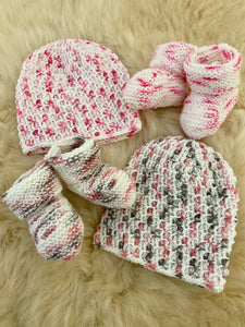 Knitted Booties & Beanies - Pink Speckled - Newborn