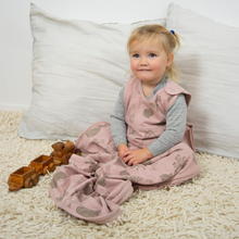 Load image into Gallery viewer, Merino Kids Duvet Weight &#39;Go Go Bag&#39; - Acorn Misty Rose - Size: 3-24 months &amp; 2-4 years
