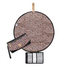 Load image into Gallery viewer, Pretty Brave Roundabout Change Clutch - Leopard
