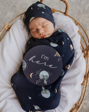 Load image into Gallery viewer, Snuggle Hunny Kids Milky Way &amp; Soft Moss Reversible Milestone Cards
