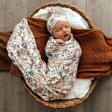 Load image into Gallery viewer, Snuggle Hunny Kids Baby Jersey Wrap &amp; Beanie Set - Palm Springs
