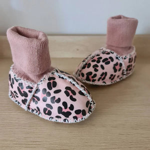 Tik Tak Design Co. Sheepskin Booties - Pink Leopard